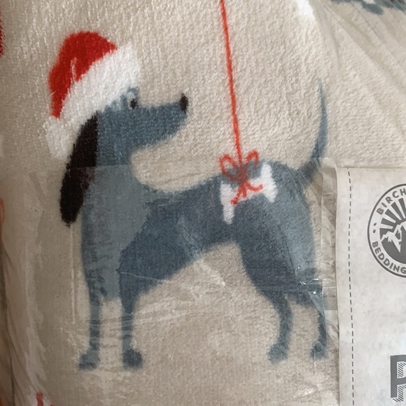 Holiday Plush Pillows 2pk - Picture 5 of 6